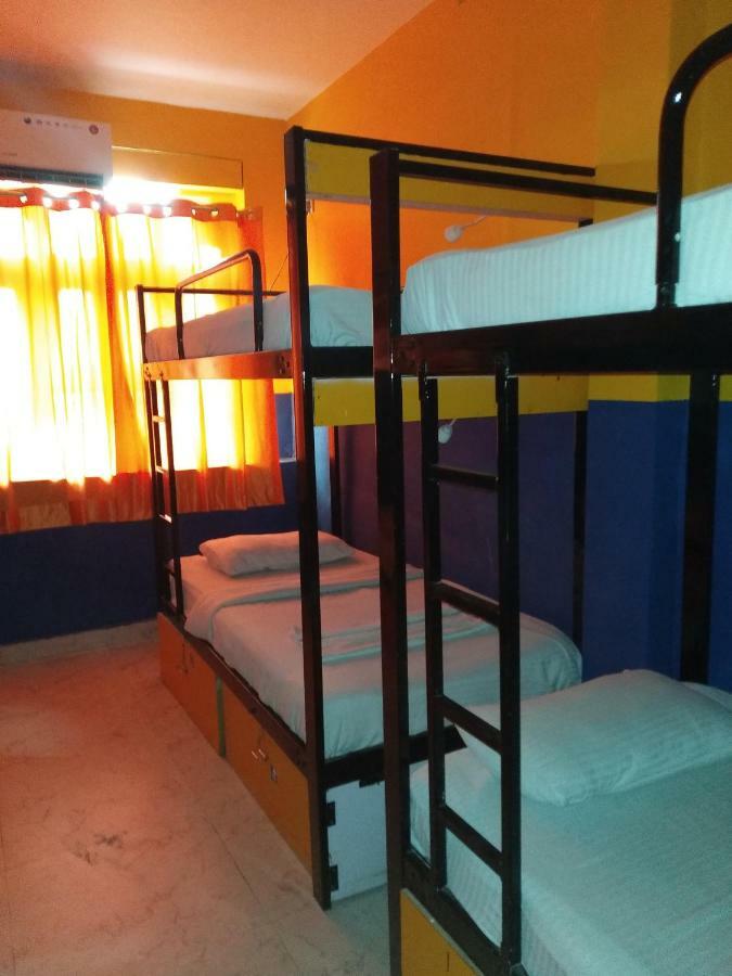Bunk Hostel Delhi New Delhi Extérieur photo